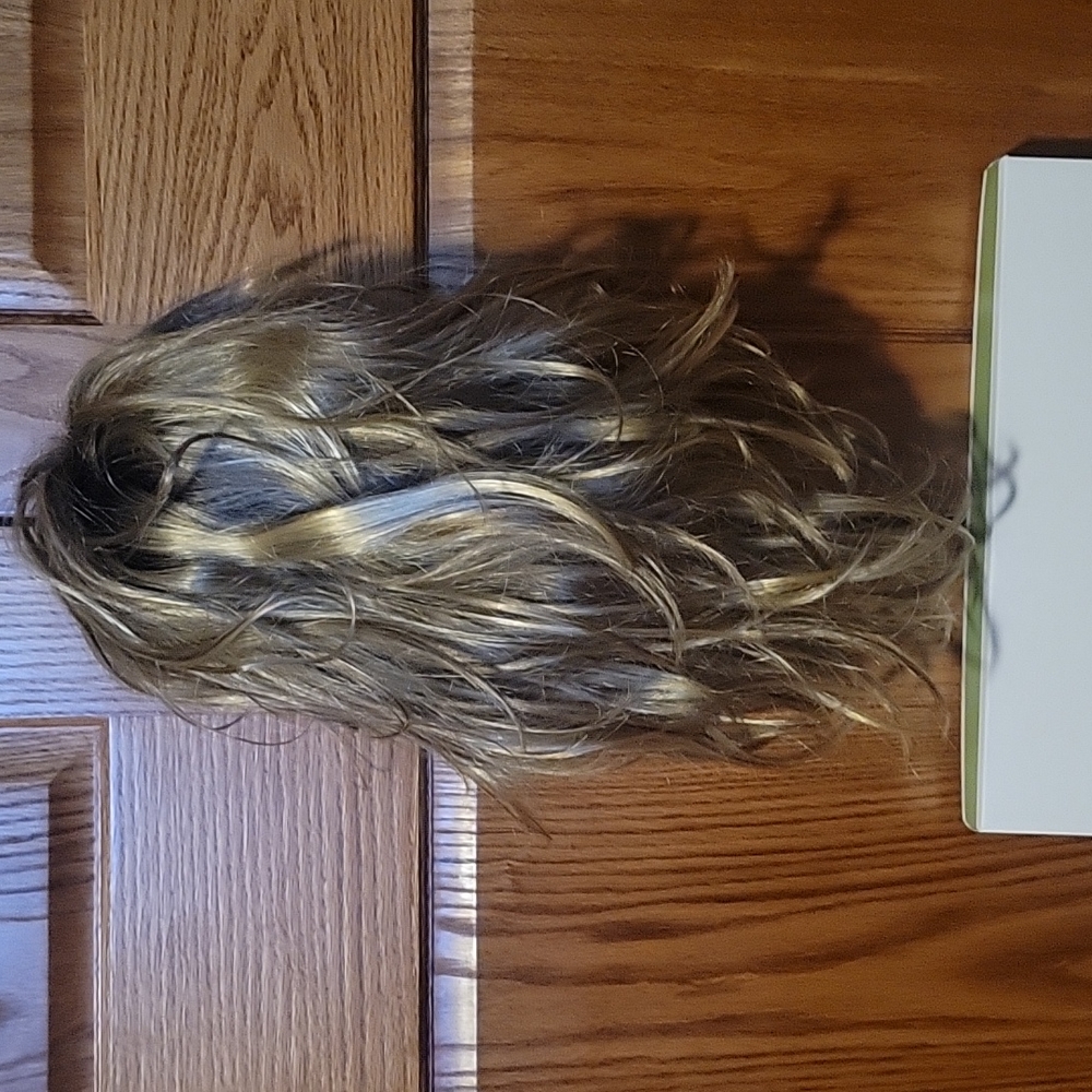 Ladies Esterica wig